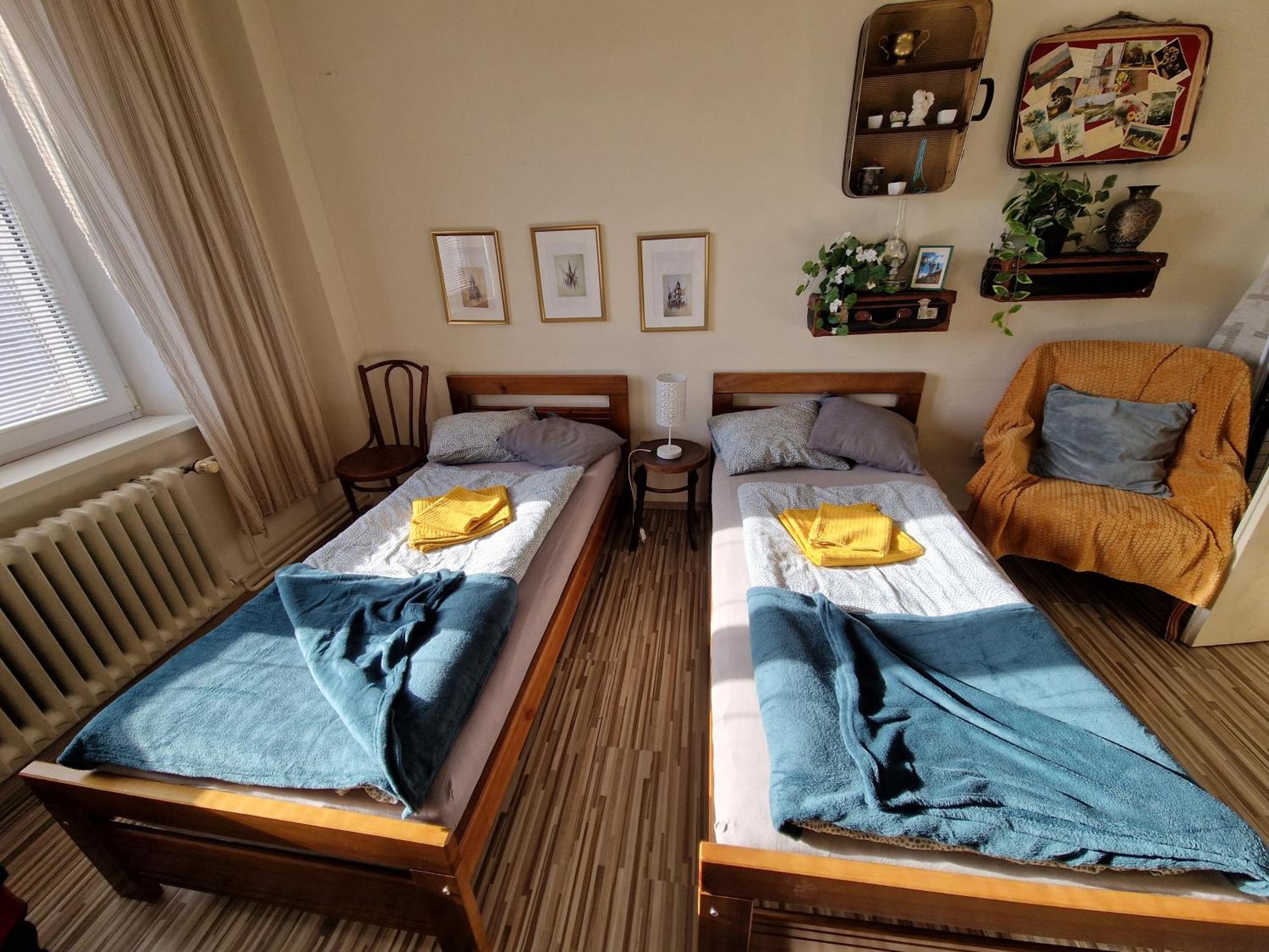 Touch Of History Apartment Bratislava Buitenkant foto