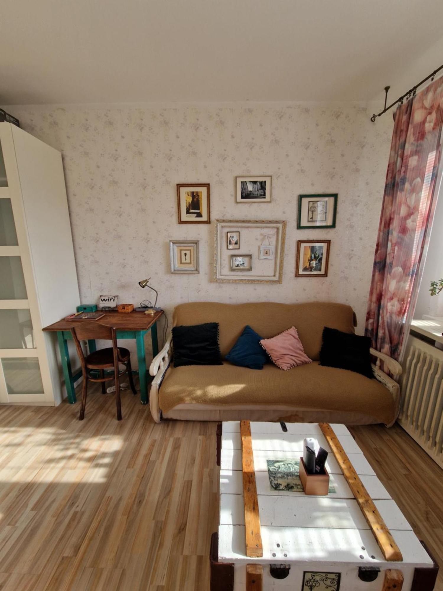 Touch Of History Apartment Bratislava Buitenkant foto